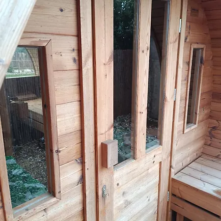 Avec Et Sauna Aux Champs Des Amours Alpstuga Rocquigny (Pas-de-Calais)